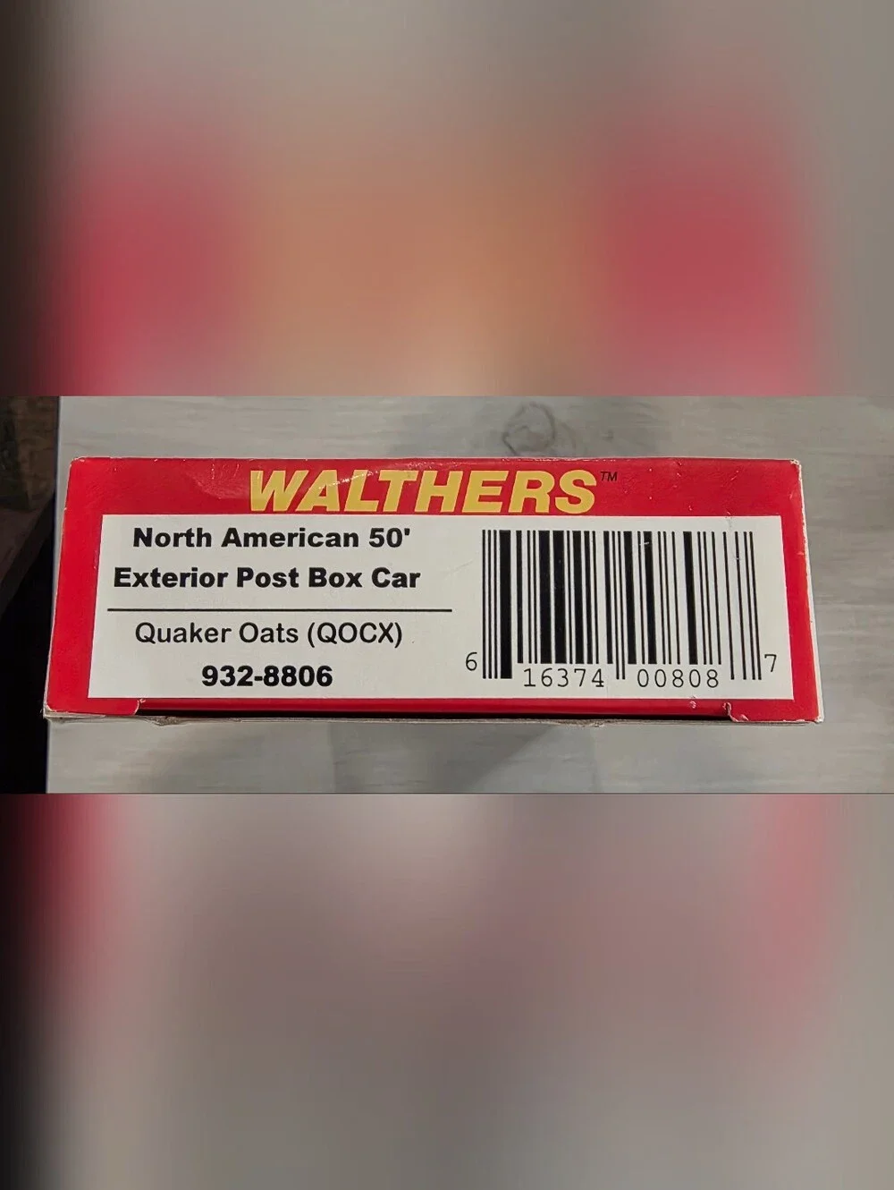 Walthers N Scale Quaker Oats QOCX 50' Exterior Post Bixcar